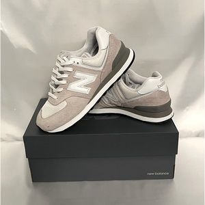 New Balance 574 Mens 7.5 Used